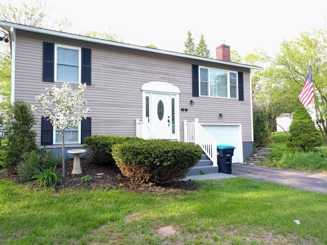 Photo - 90 Hickory Hill Rd