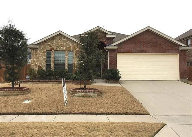 Building Photo - 14911 Riverside Dr