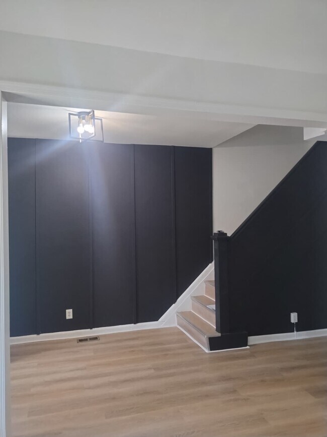 Photo - 623 N Grantley St