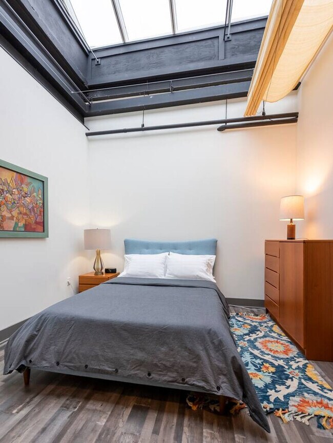 Photo - 350 East Ave Unidad ID1094661P