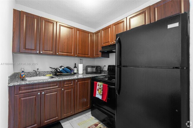 Photo - 5755 NW 7th Ave Unit 5