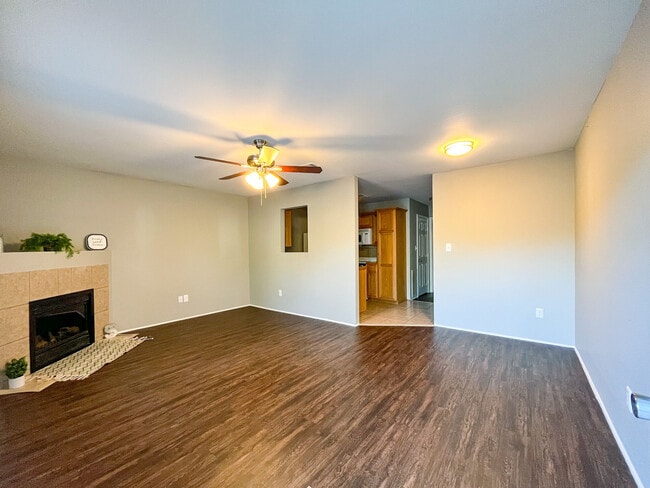 Photo - Lumberton on the Lake