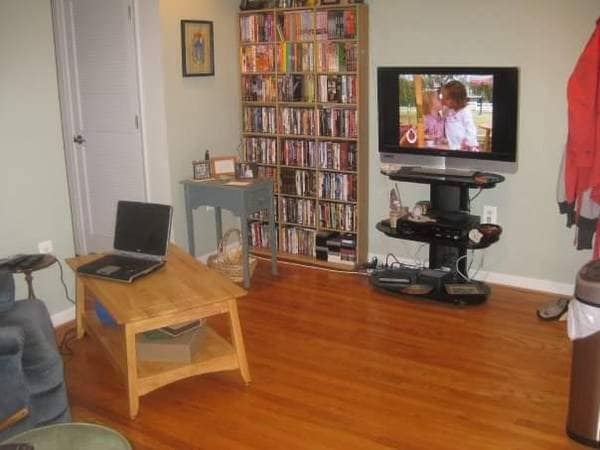 Photo - 90 Webster St NE