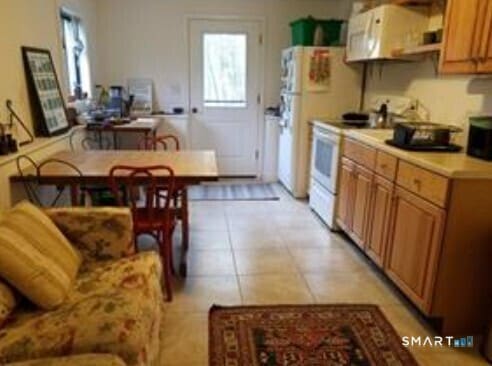 Building Photo - 26 Old Bethel Rd