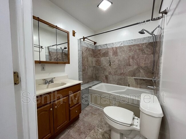 Photo - 2527 Hartline Dr