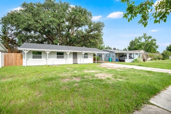 Photo - 2115 Messina Ave