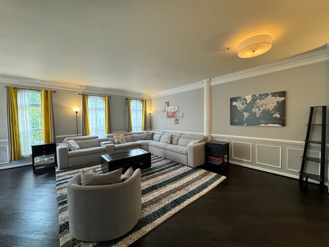 Photo - Stunning 3 Bed 3.5 Bath Brick Colonial End-Unit Townhome In Vibrant Kingstowne Community