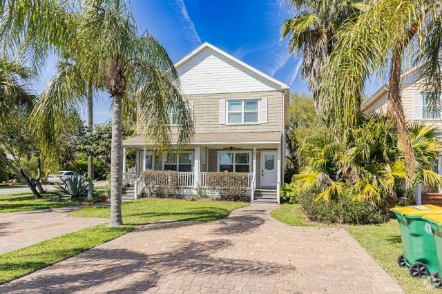 Building Photo - 3 bedroom in Jacksonville Beach FL 32250 Rental