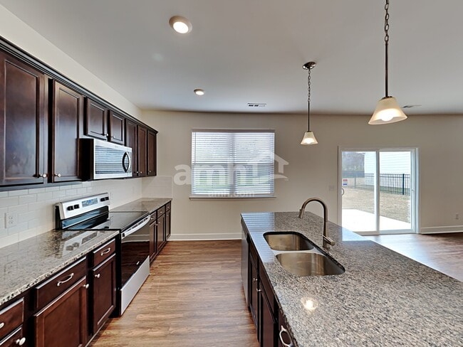 Photo - 3114 Esquire Dr