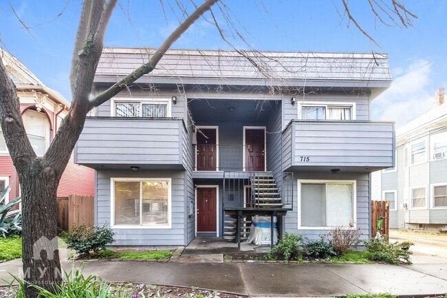 Photo - 715 19th St Unidad 1