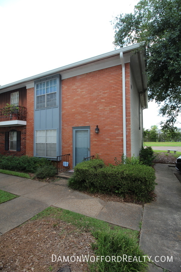 Photo - 5025 Wayneland Dr Townhome