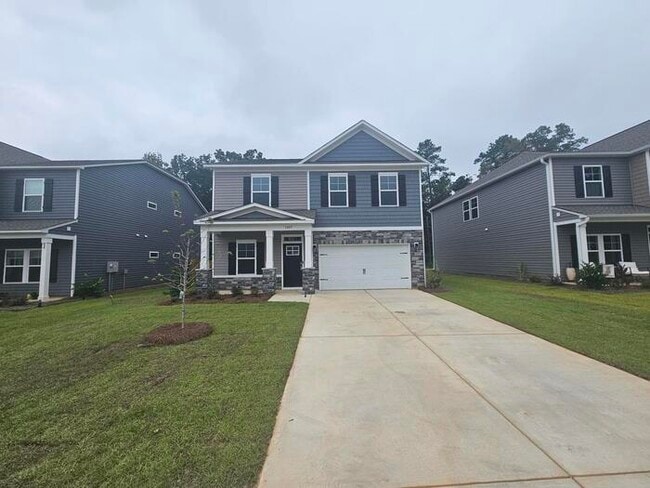 Photo - 1 year old 5 bedroom home w community pool!