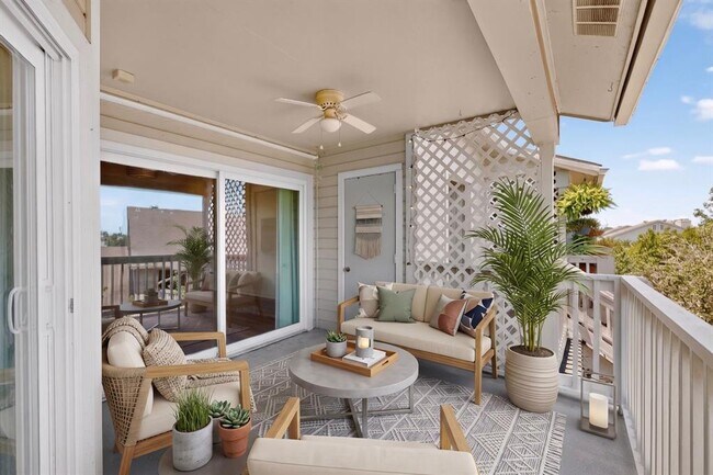 Photo - 2450 Wickersham Ln Unidad 1008