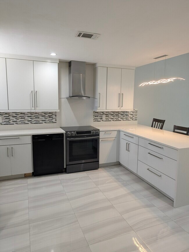 Photo - 9780 SW 52nd Rd