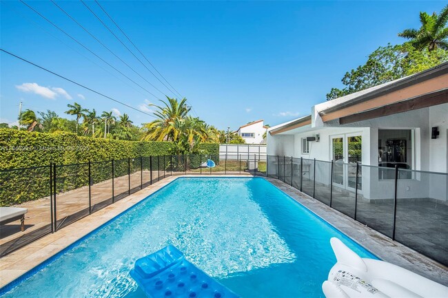 Photo - 5901 SW 56th Terrace