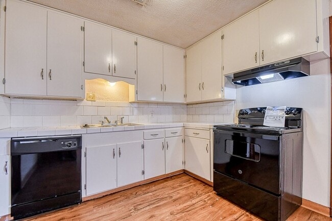 Photo - Charming Central Norman Home!