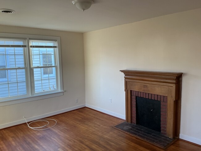 Photo - 5316 Smith Ave