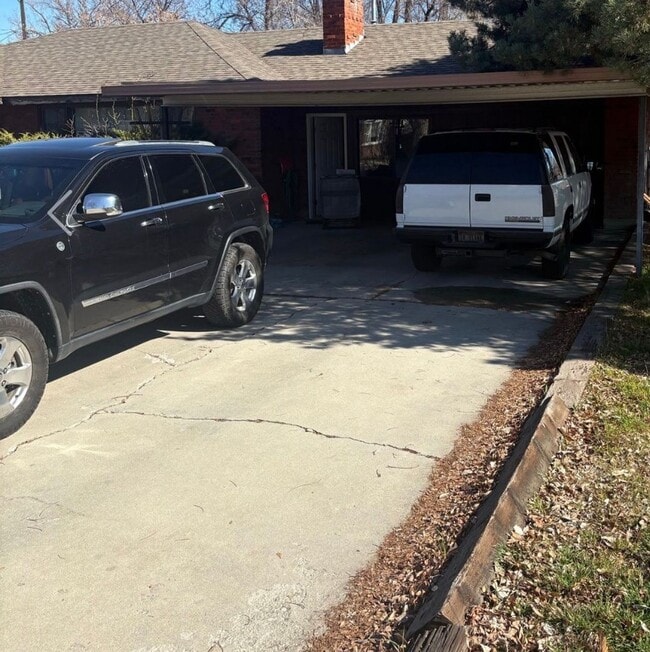 Building Photo - AN Liberty #A Unit Hauder 2102 Liberty #B