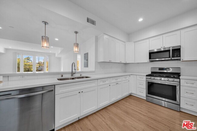 Photo - 4114 Vantage Ave Unit 204