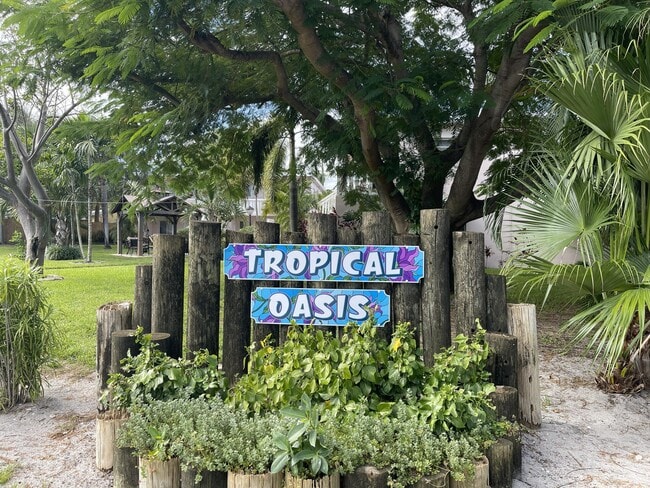 Building Photo - 221 SE 1st Ave Unit 202