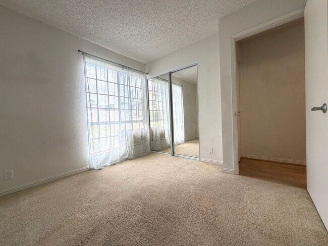 Photo - Villages at Waipio (Waipahu) - Ground Floor Unit, 2 bedroom/2 bathrooms and 1 parking stalls