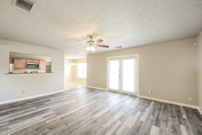 Photo - 9771 Criswell Creek