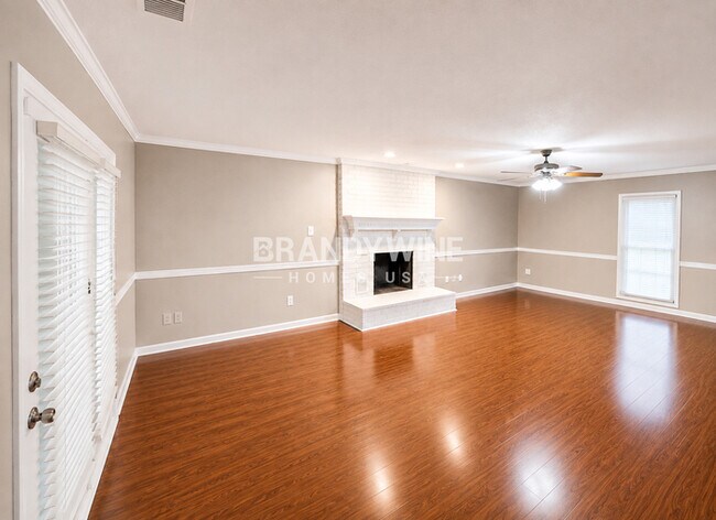 Photo - 7477 Stonington Dr