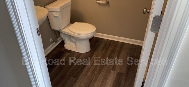 806 Prescot Cir