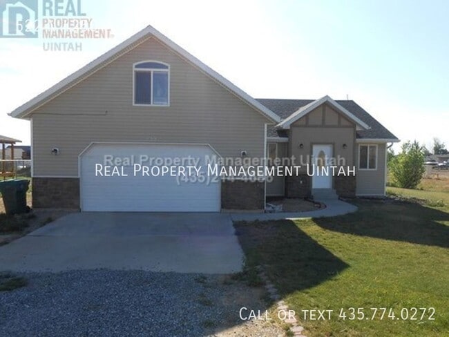 Photo - 522 4250 W House