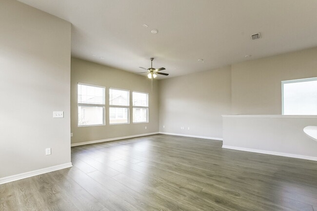 Photo - 4618 Socrates Wy