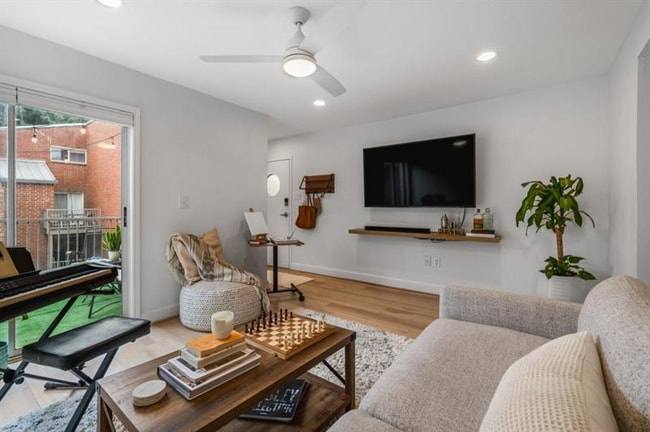 Photo - 387 Ralph McGill Blvd NE Unit J