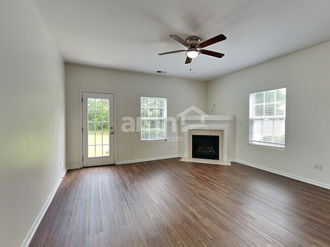 Photo - 7305 Ethans Way