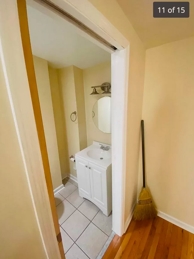 Photo - 121 Bloomsberry St