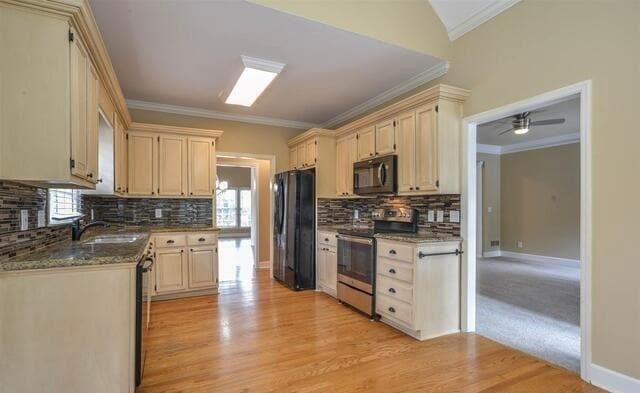 Photo - 115 White River Ct