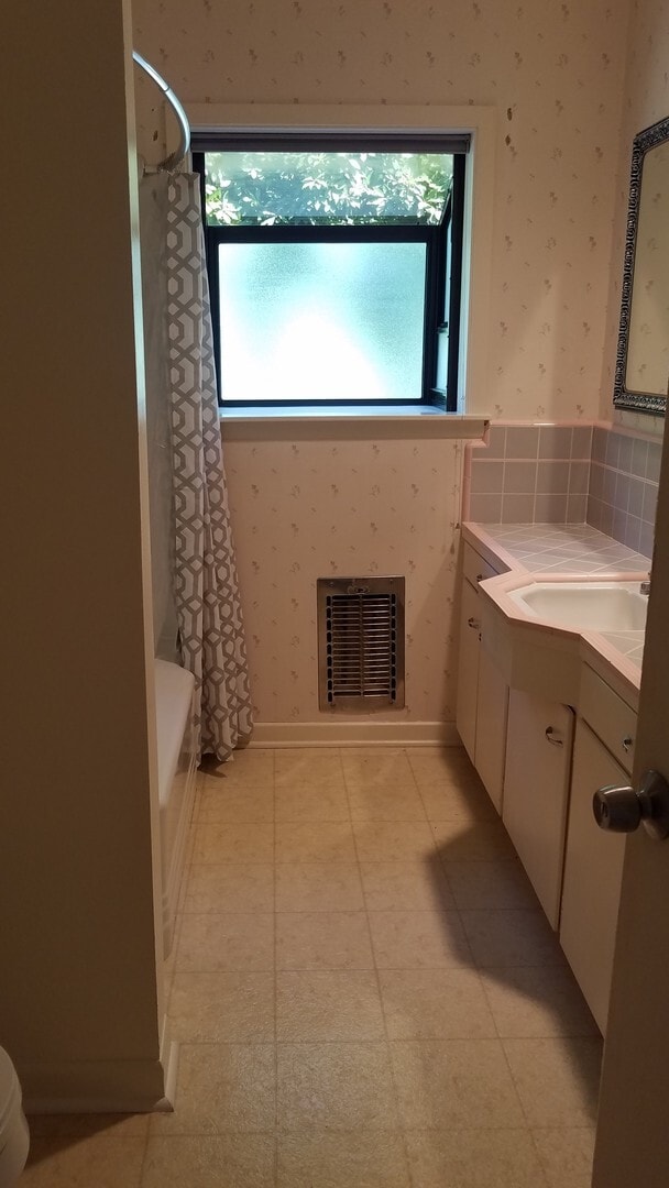 Photo - 2053 Hays St