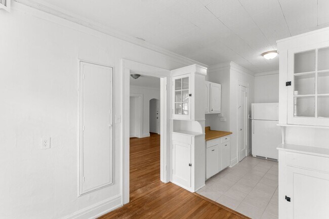 Photo - Chateau Avalon