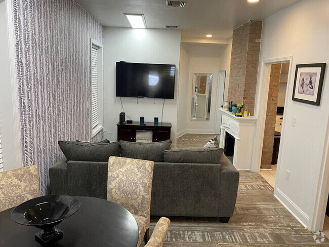 Building Photo - 1131 Reverend John Raphael Jr Way Unit ID1225797P Rental