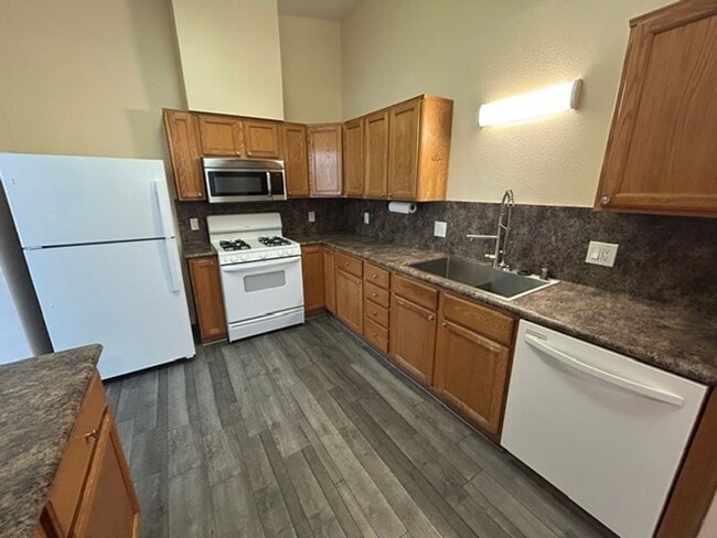 Photo - 2406 W Prospect Ave
