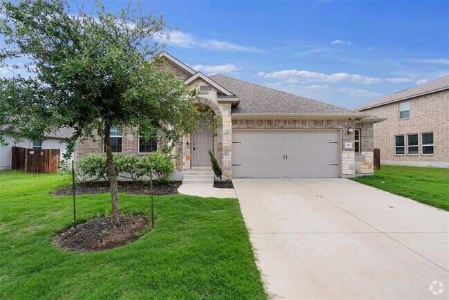 Building Photo - 520 Middle Brook Dr Rental