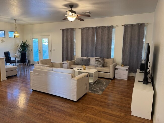 Building Photo - 1251 E Runaway Bay Dr Rental
