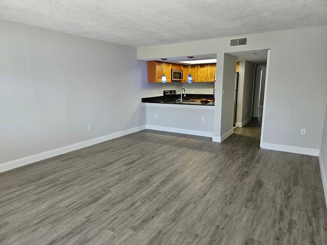 Building Photo - Westhaven Residence Rental