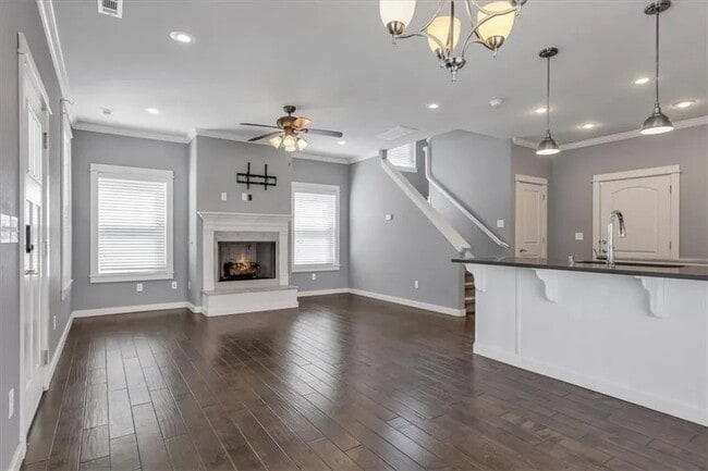 Photo - 1736 S 39th Pl