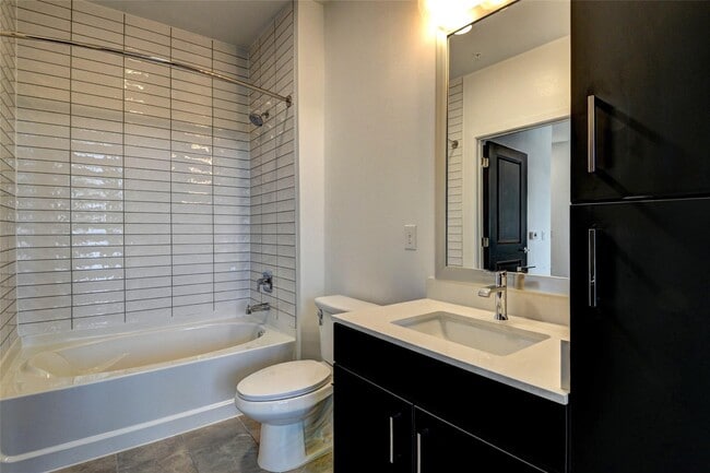 Photo - 6400 Washington Ave Unit 438