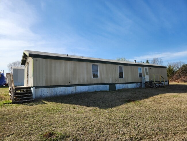 Building Photo - 13900 County Rd 1554 Dr