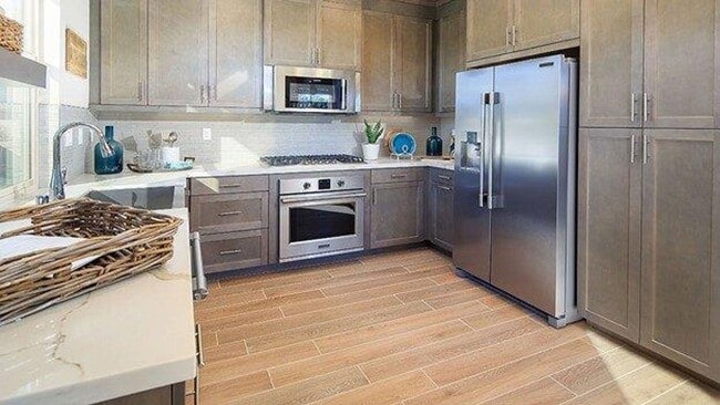 Photo - 4 Bedroom TownHome in the Skyline Community