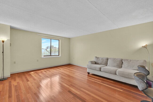 Photo - 30 Daniels St Unit 304