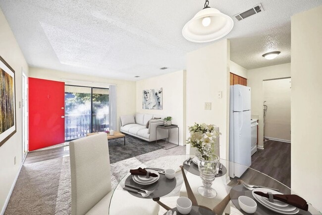 Photo - Country Creek Apartments