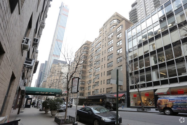 Building Photo - 141 E 56th St