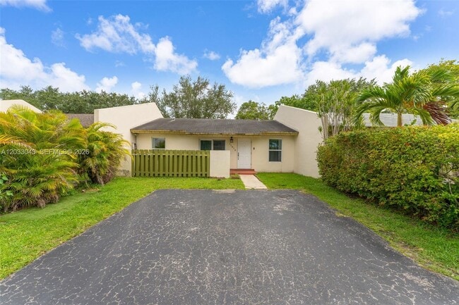 Photo - 11506 SW 124 PL