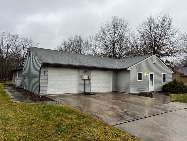 Photo - 5621 Bluebird Ct